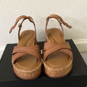 Rikki Platform Sandal Naturalizer, 7.5, New with Box